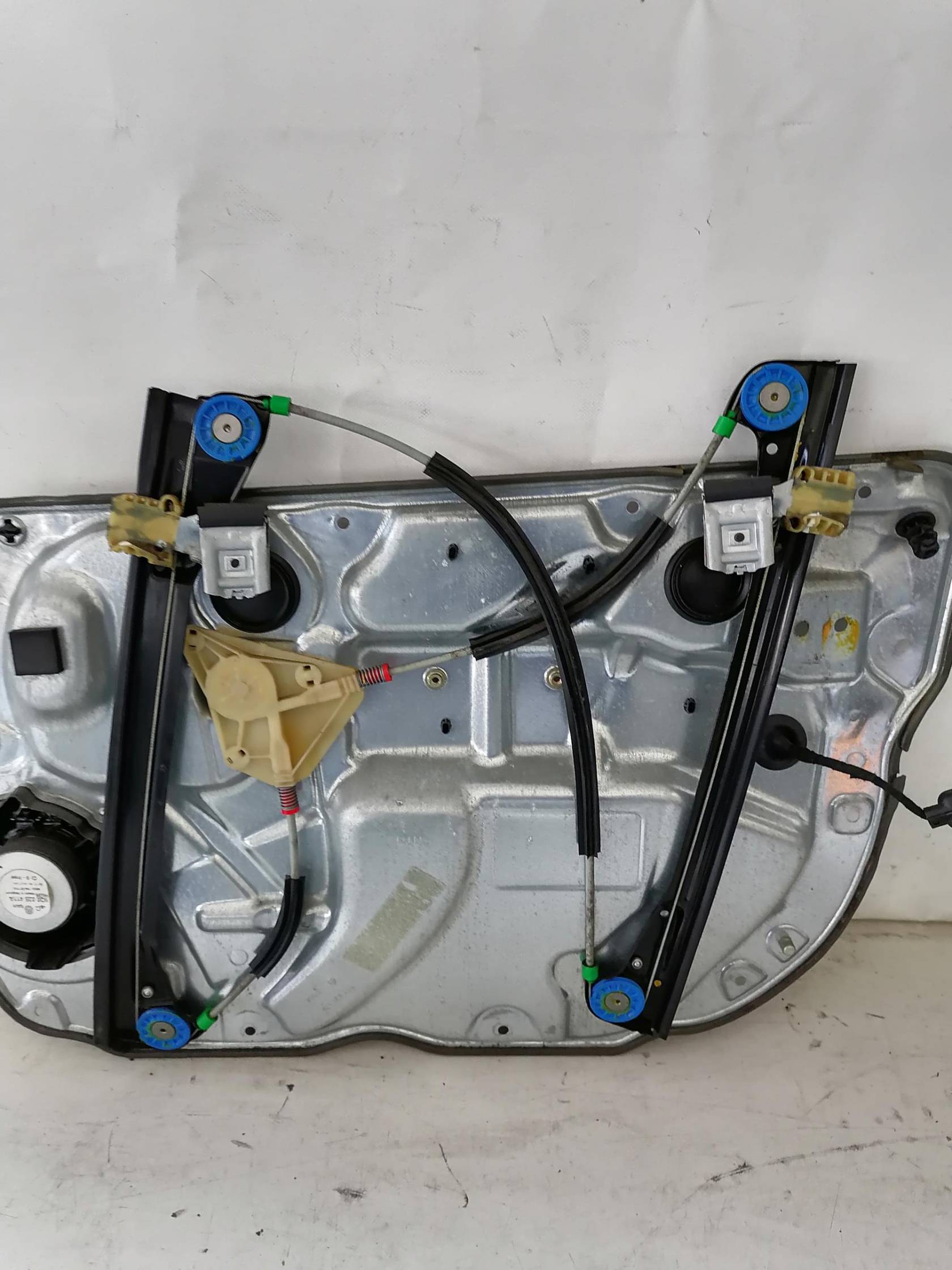 Alzacristallo elettr. porta ant. sx.